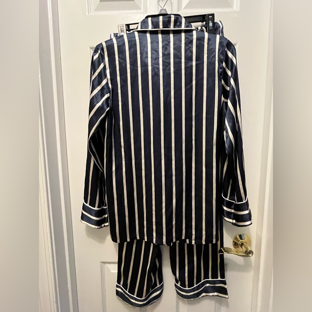 Serenedelicacy Women's Satin Pajama Set Long Sleeve Button Down Striped Silky - Picture 10 of 11